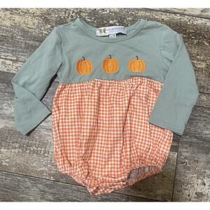 Wee Belles & Beaus Boutique Baby Girls Long sleeve pumpkin Fall Romper 6-12 mo